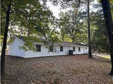 2nd image of 539 Hillcrest Dr