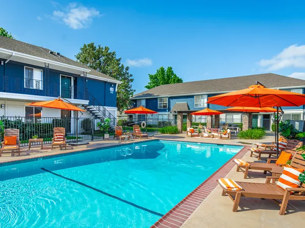 Stratford Villas Apartments, 1223 W Stratford Cir #49, Stockton, CA 95207