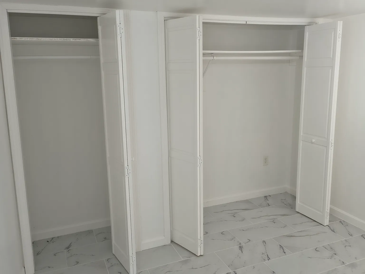 2 bed, 1401 sqft, $2,000 — Photo 2