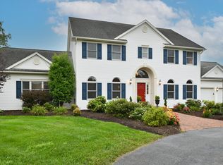 310 Springhouse Dr, Lewisburg, PA 17837