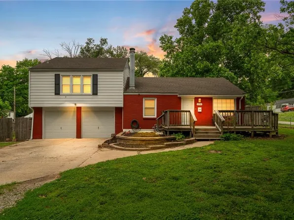 2700 S Scott Ave, Independence, MO 64052