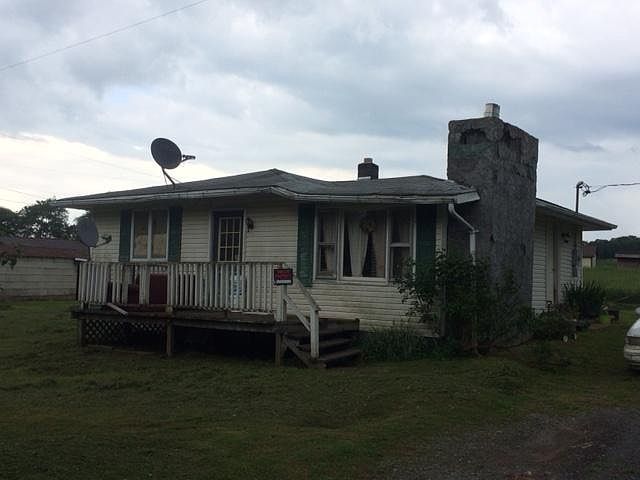2nd image of 740 W Woodrow Branch Rd