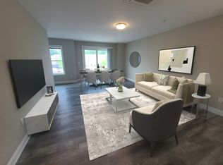 101C House St #80, Glastonbury, CT 06033