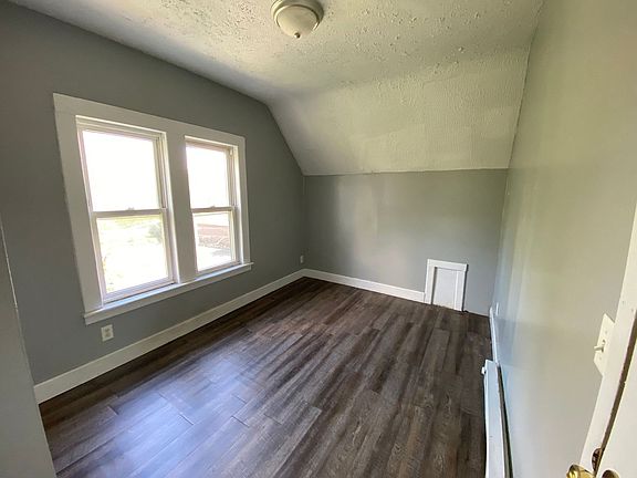 5th image of 518 S Rose St #0