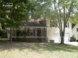 1752 Red Rose Ln, Loganville, GA 30052