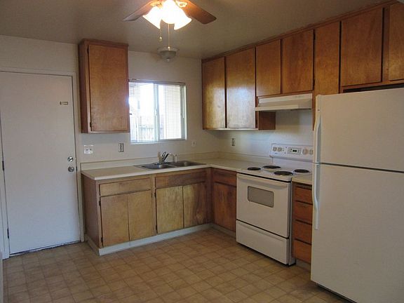 4th image of 8276 Lancaster Dr APT 1