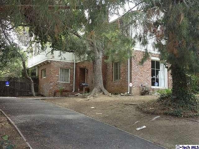 2nd image of 315 24th St