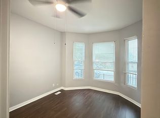 2916 E 91st St #1, Chicago, IL 60617