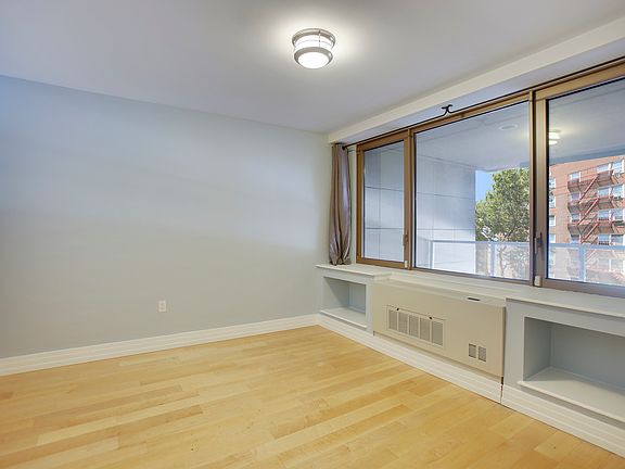 4th image of 6405 Yellowstone Blvd APT 206A