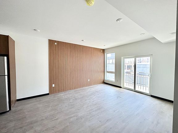 2nd image of 1710 N 2nd St #5O5