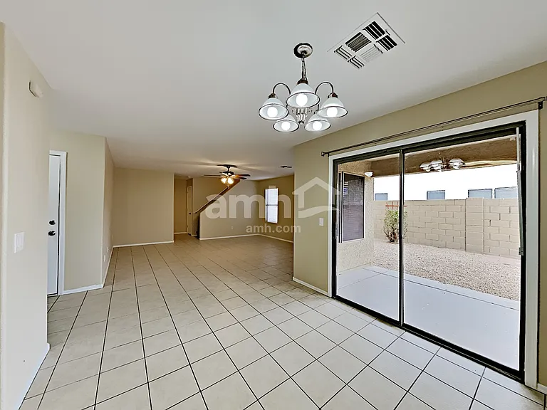 6133 S Wilson Dr — Photo 4