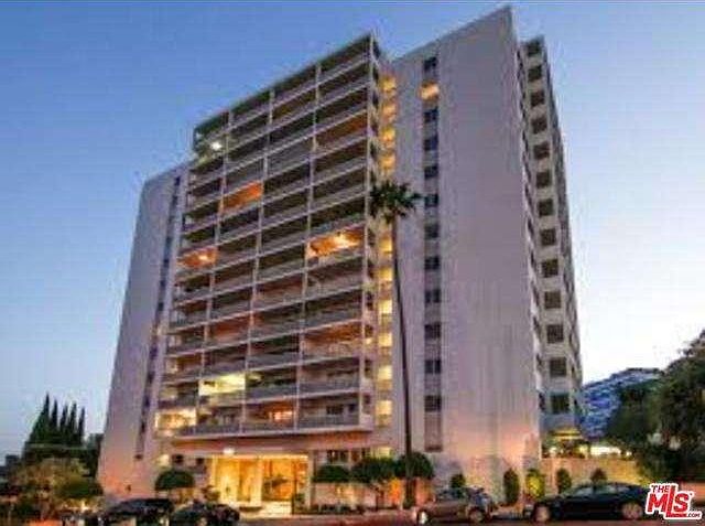 1st image of 999 N Doheny Dr APT 1105
