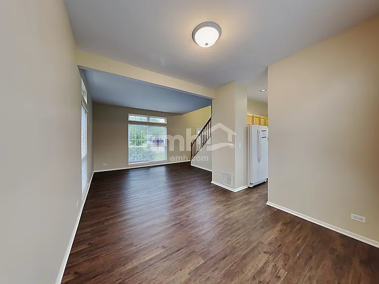 266 W Holly Ct — Photo 7