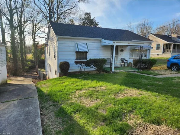 1312 Thurmond St, Winston Salem, NC 27105