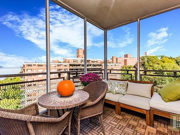 3rd image of 2621 Palisade Ave APT 11D