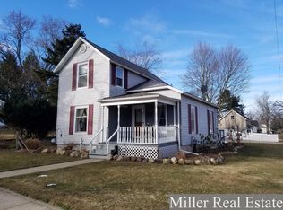 1102 S Broadway St, Hastings, MI