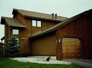 6923 Meadow St, Anchorage, AK 99507
