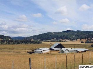 981 Wilbur Cemetary Rd, Wilbur, OR 97494