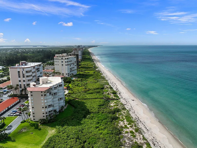 3870 North Cswy #A1A-906 — Photo 1