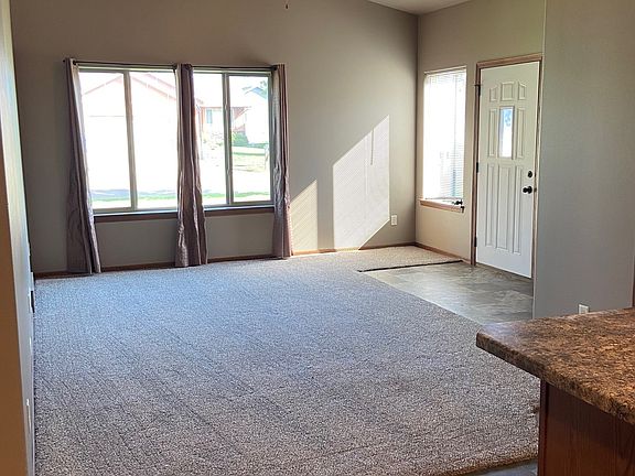Living Room_08282023