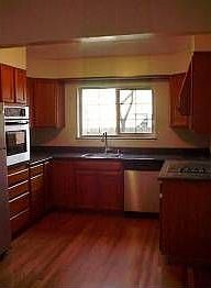 2nd image of 805 Brentwood Dr