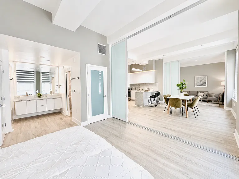 HWH Luxury Living — Photo 48