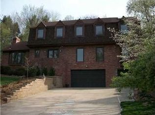 220 Springhouse Ln, Pittsburgh, PA 15238