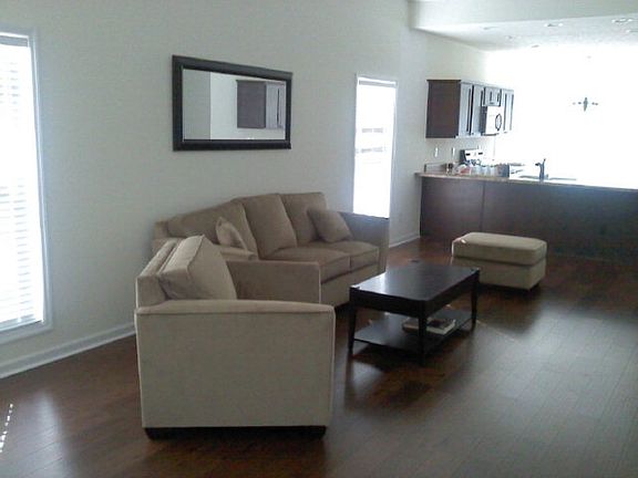 4th image of 620 Gray Catbird Way