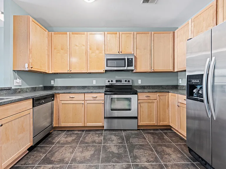 3326 Hilton Rd — Photo 6