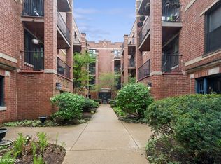 2106 N Seminary Ave APT 2, Chicago, IL 60614