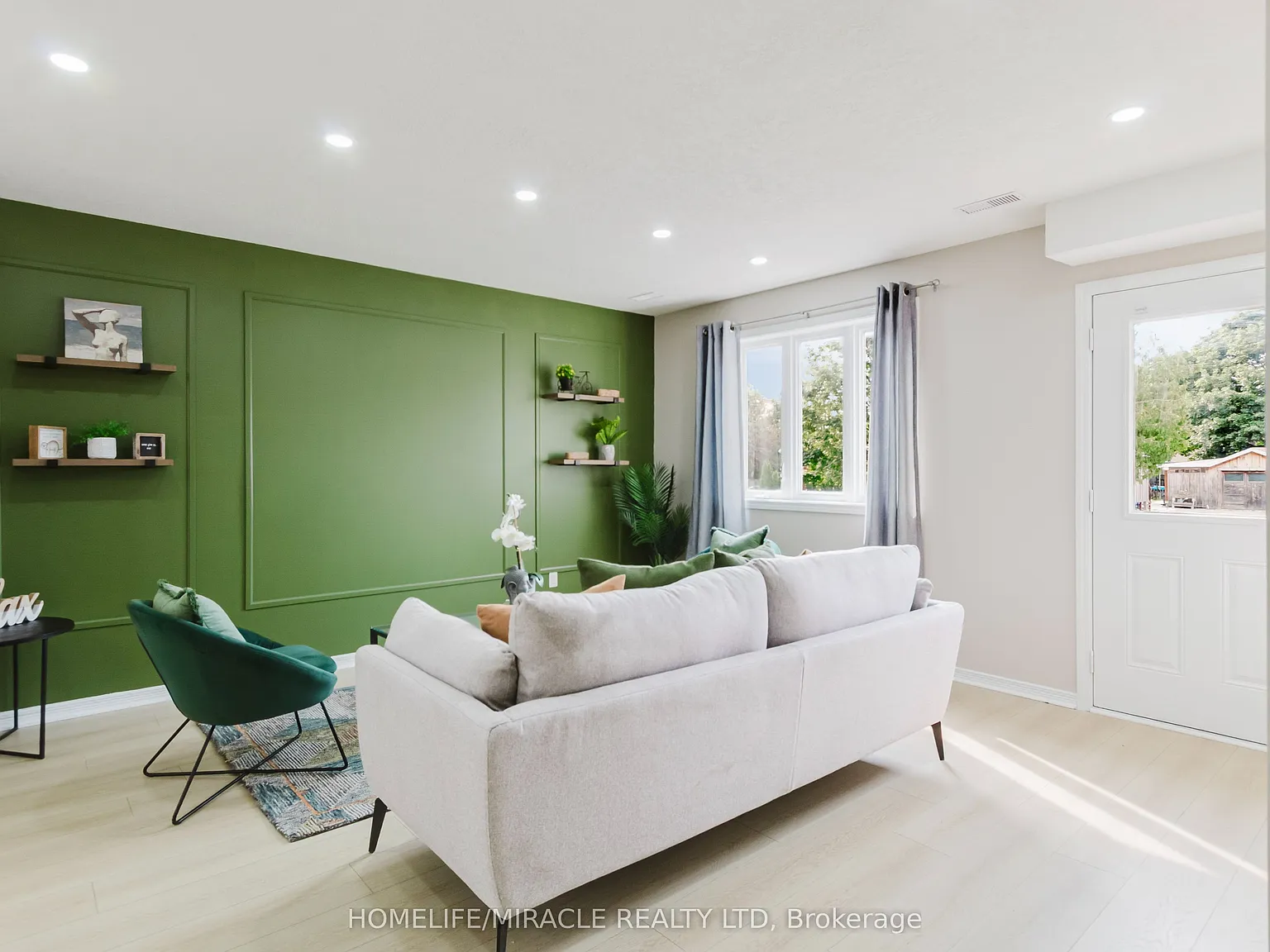 3 bed, $2,500 — Photo 3