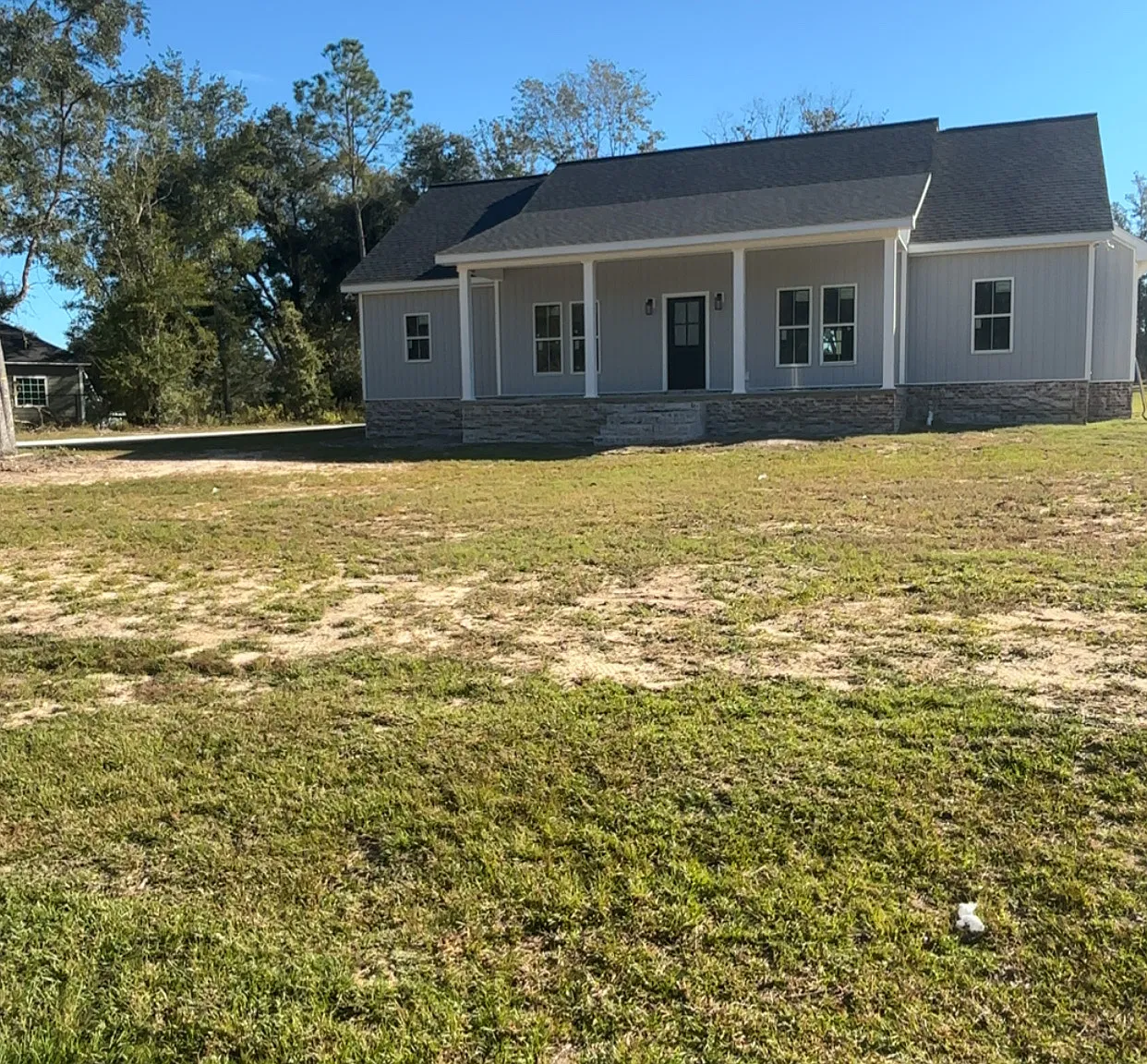 3 bed, 2.5 bath, 1750 sqft, $2,500 — Photo 1