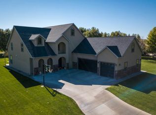 100 Pa Gari Dr, Worland, WY 82401