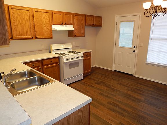 4th image of 1113 Moonshine Ct