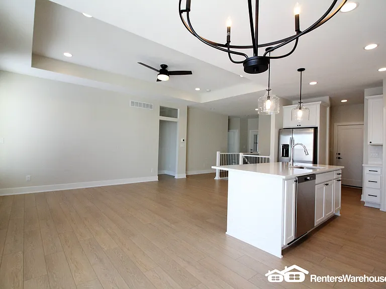 1237 NW 32nd St — Photo 6