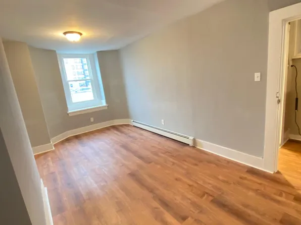 42 Pearl St APT 3, Cambridge, MA 02139