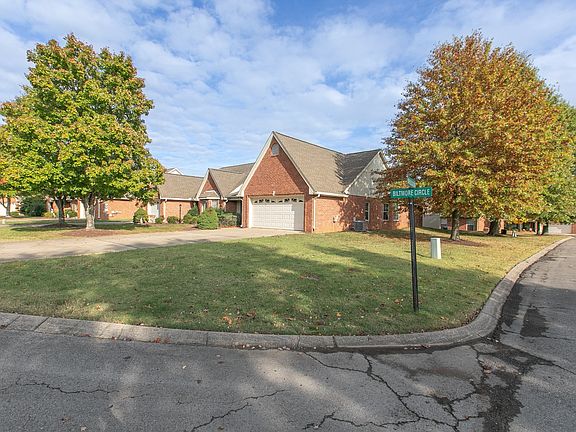 3rd image of 302 Biltmore Cir