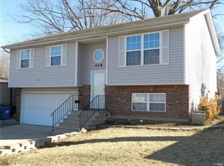 406 Cook St, Troy, IL 62294