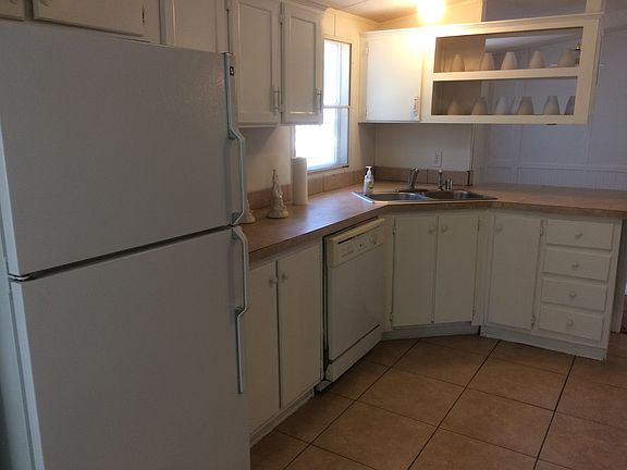Dishwasher and refrigerator