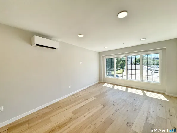 32 W Main St Suite 203, Norwalk, CT 06851