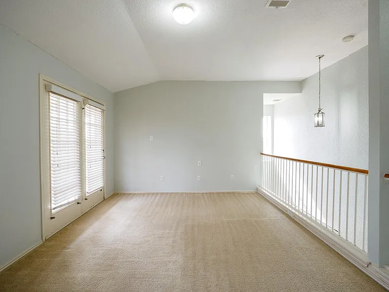 13504 Richard Nixon St — Photo 14