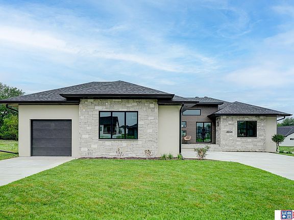 2nd image of 8908 Appaloosa Ln