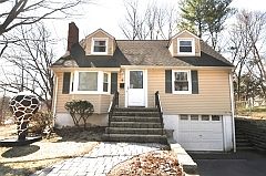 1st image of 4 Westwood Dr N