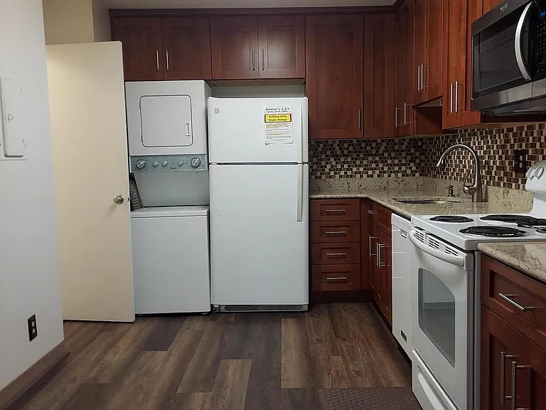 8360 Greensboro Dr #208 — Photo 11