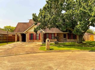 1421 Chatsworth Dr, Morgan City, LA 70380