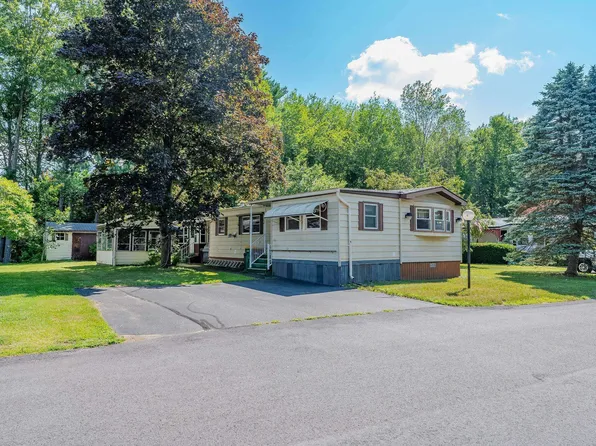 9 S Blueberry Lane, Rochester, NH 03867