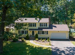 30 Lorraine Rd, Manchester, CT 06040