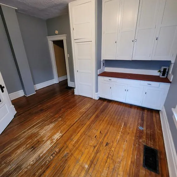 70 E Hudson St — Photo 7