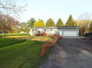 104 Buchanan St, Volga, IA 52077
