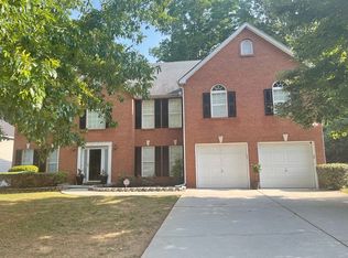 6042 Fairington Farms Ln, Lithonia, GA
